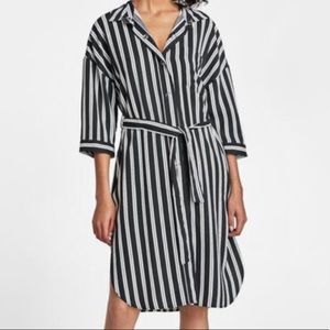 Zara Black & White Striped Button Down Dress🤍